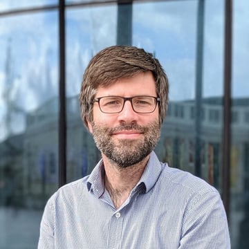 Simon Stratton