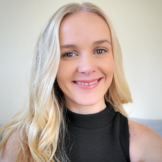 April Lea, Freelance finance product management Product Management Consultant.