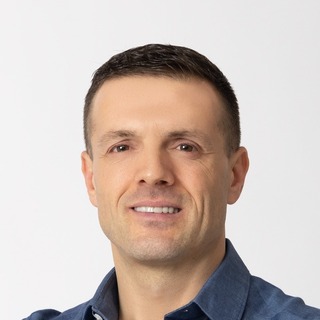 Eduard Milushi, WooCommerce Coder.