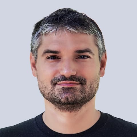 Nikola Radovanović, Developer in Čačak, Serbia