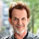 Anton Roolaart, Accomplished UX Research Designer.