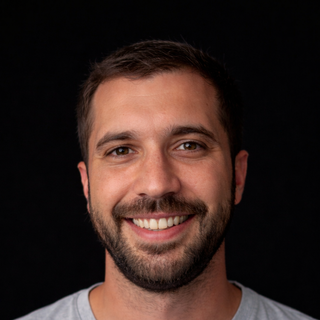 Guillermo Torrigino, Freelance technical Designer.