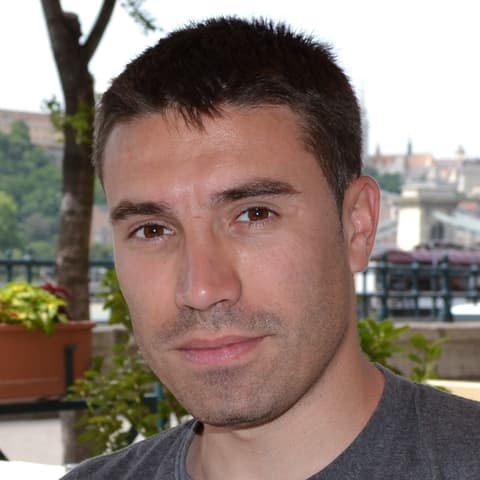 Leonard Latescu, Designer in Bucharest, Romania