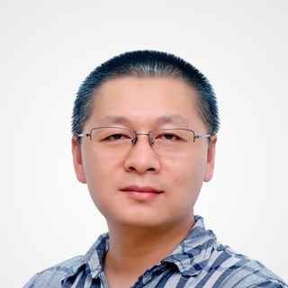 Duy Pham, Blazor Engineer.
