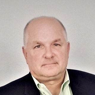 Eric Nowak, Freelance business analytics Product Management Consultant.