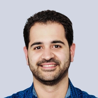 Merott Movahedi, NativeScript Freelancer.