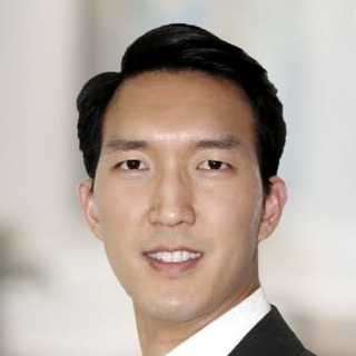 James Yang, Top virtual CFO Freelancer.