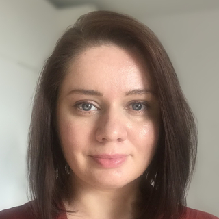 Kristina Kurshakova, Freelance Flux Developer for Hire.