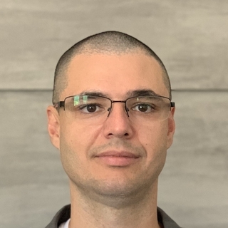 Gilberto T. Garcia Jr, Linux Freelancer.