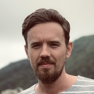Simon Moolman, Senior Design Designer for Hire.