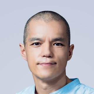 Lee Shea, Freelance UX Designer.