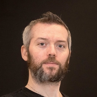 Dave Poirier, Senior Yii Programmer and Consultant.