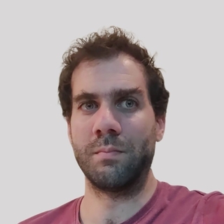 Ricardo José Fonseca de Oliveira Paulo, Xamarin Coder.