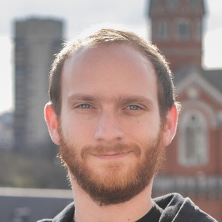 Mauro Schilman, Freelance sentiment analysis Engineer.