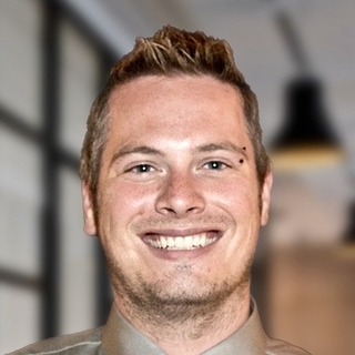 Aaron Jones, Freelance iBeacon Programmer for Hire.