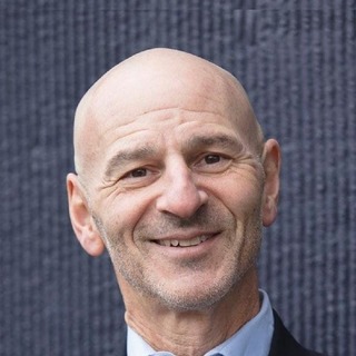 Jeffrey Mazer, Top investment analysis Professional.