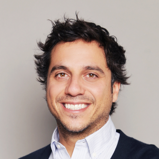 Alejandro Velasco, Senior Industrial Designer for Hire.
