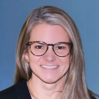 Elizabeth J. Howell Hanano, CFA, Freelance Financial Writing Specialist.