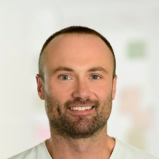 Milan Simonovic, NoSQL Coder.