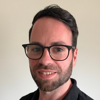 Ricardo Correia, Freelance WooCommerce Engineer.