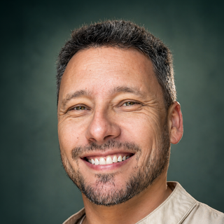Igor Ginzburg, Senior Product Designer for Hire.