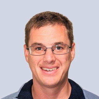 Travis Hooper, Freelance gRPC Engineer.