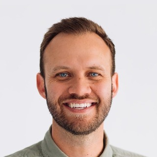 Logan Williams, Expert Product Designer for Hire.