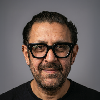 Saad Minhas, Freelance marketing Designer.