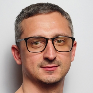 Radu Dragomir, Freelance Shopify Engineer.