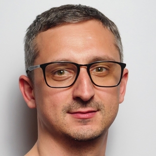 Radu Dragomir, Freelance Shopify Engineer.