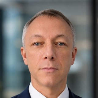 Flavio Pezzini, Accomplished COBOL Freelancer.