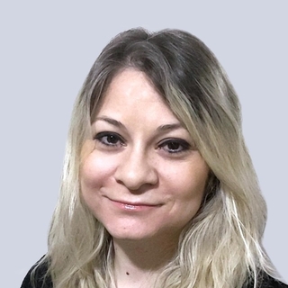 Ece Isel, Expert in product strategy Product Management