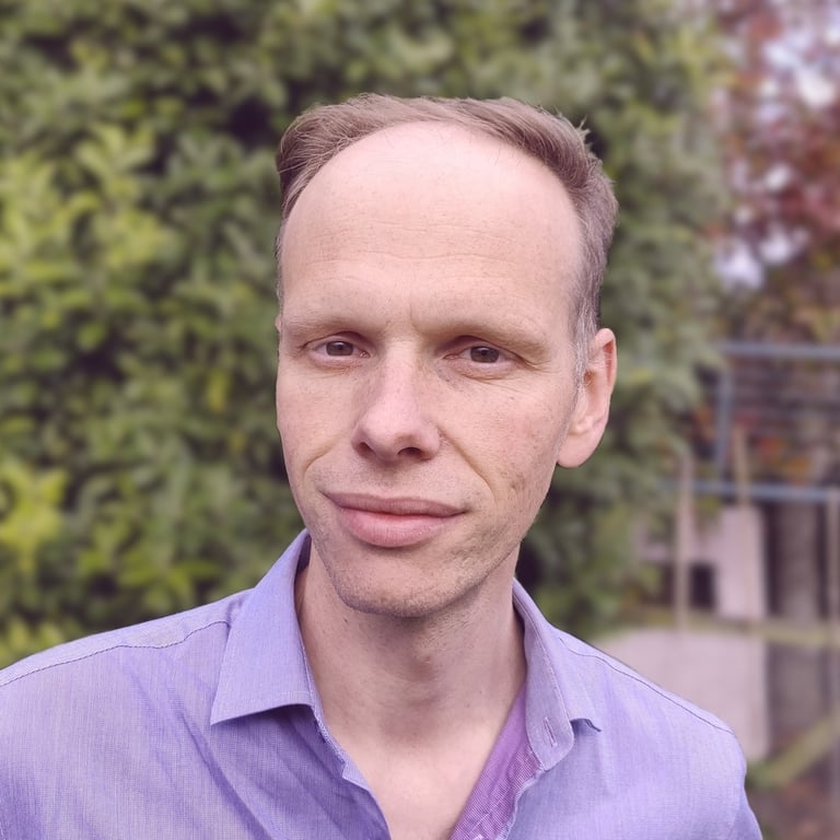 Peter Suggate