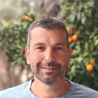 Nikos Tzelvenzis, Accomplished OpenStack Freelancer.