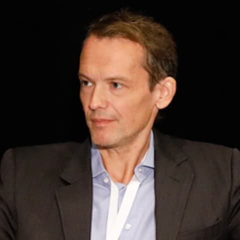 Raphael Rottgen, CFA FRM, Management Consultant in Zürich, Switzerland