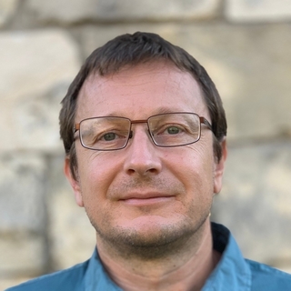 Marius Ducea, Freelance Linux system Engineer.