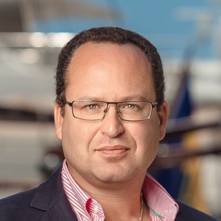 Robert Craig Chiddenton, project finance Consultant.