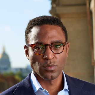 Kevin Siagam, Independent equity research Specialist.