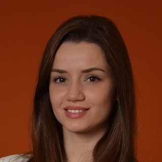Sanja Zdravkova, Senior Neo4j Programmer and Consultant.