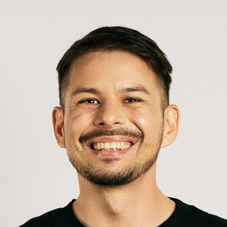Neil Hamilton Ritchie, Freelance Webflow Designer.