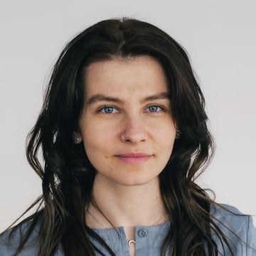 Olena Bukhonok