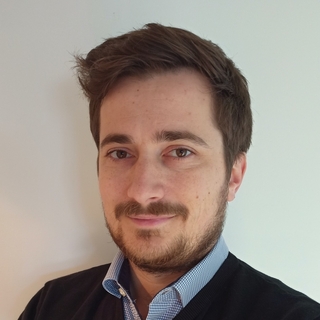 Axel Johnston, immersive Design Freelancer.