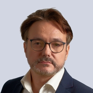 César Pedro Zea Gomez, Expert SQL Programmer for Hire.