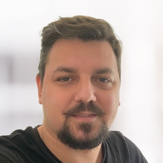 Dan Bodnar, Freelance iBeacon Programmer for Hire.