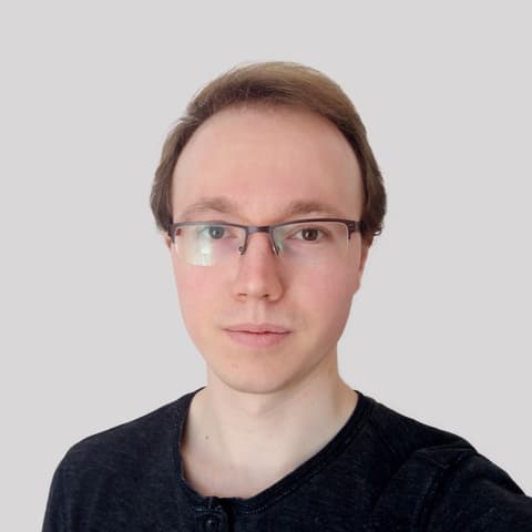 Adam Debreceni, Developer in Vác, Hungary