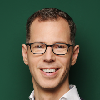 Hans Luther, Freelance Google API Developer for Hire.