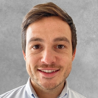 Charlie Lucas, Freelance Waterfall Project Management Expert.