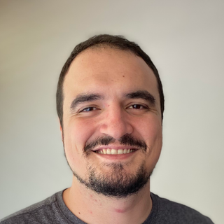 Abilio Esteves, Freelance integration Engineer.