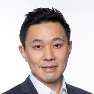 Matthew Lo, CFO consulting Professional.