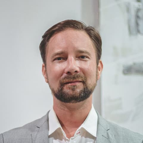 Frank Müller, Product Manager in Cancún, Mexico